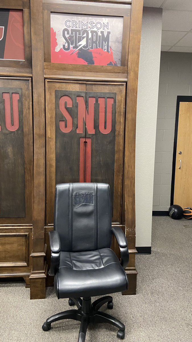ohthatskdd's tweet photo. Had an amazing time out at Southern Nazarene University today! Thank you to @snu_rugby and @CoachAric_G  for having my family and I, we enjoyed the experience and we watched dominating rugby this afternoon! Would love to come back sometime soon and continue the process! #Boltsup https://t.co/mvvWbP6gPb