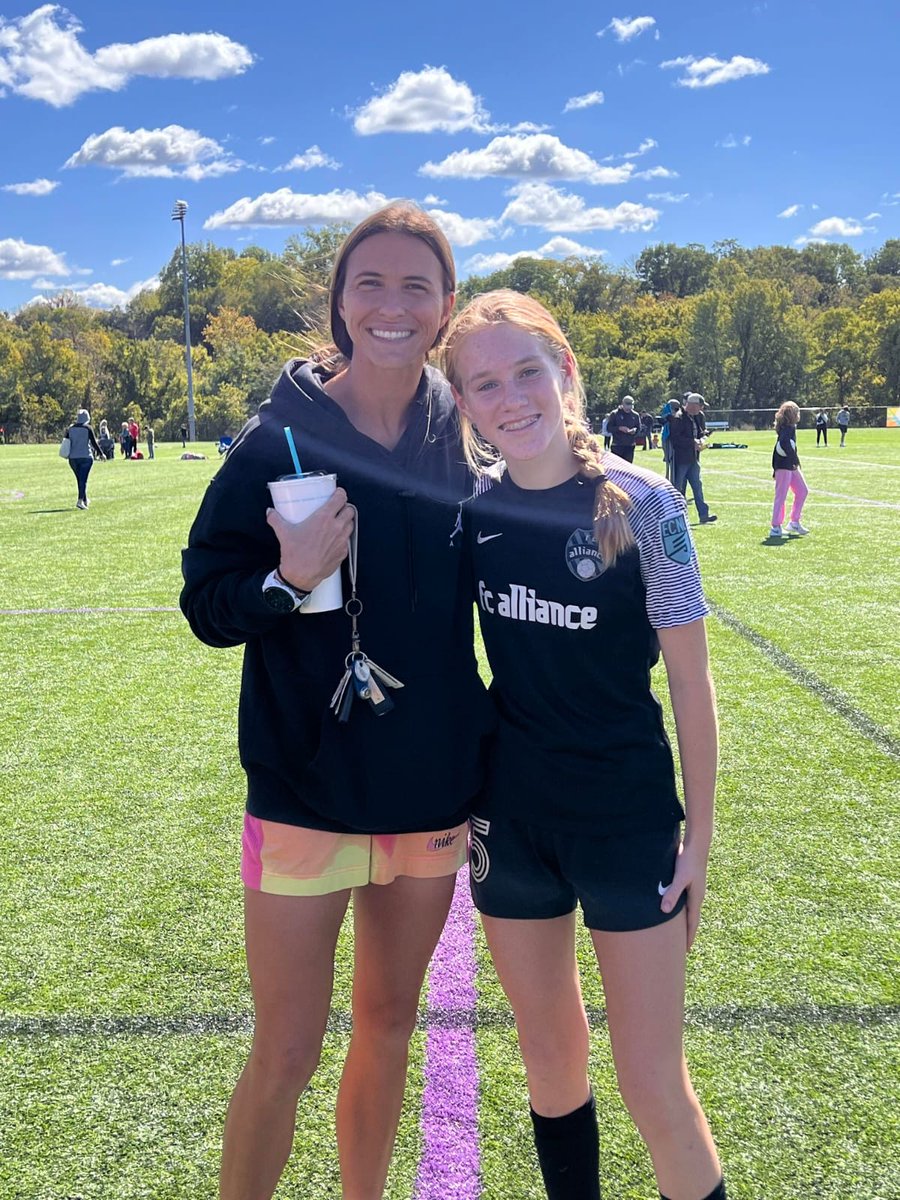 FCAECNL's tweet photo. Thank you @Cars_Pickett16 for taking time out of your weekend to visit with our U13s and U14s today in Louisville! https://t.co/yRvyKYiIbT