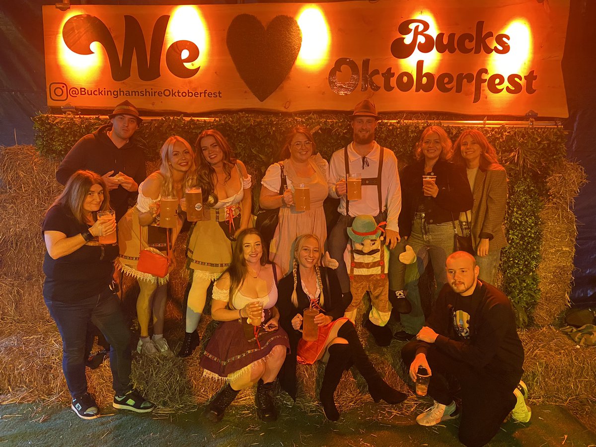 coralsibley's tweet photo. This time last week #Oktoberfest https://t.co/ExUq5708Um