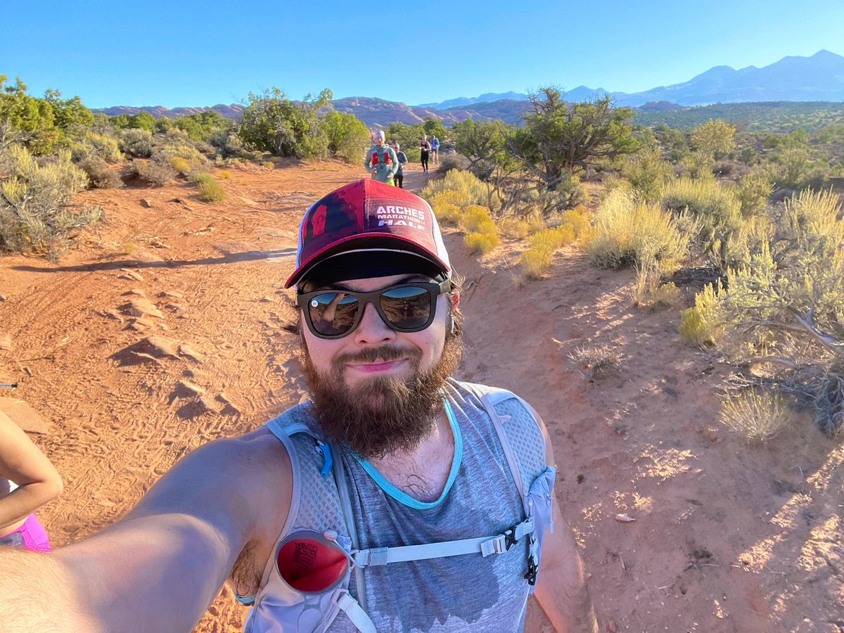 HELDiWanKenHODL's tweet photo. ๐โโ๏ธ Represented #HBAR @ the #ArchesHalf & finished in ~ 3 hrs ๐
๐ฅ Feeling amazing LFG ๐
#HalfMarathon #TrailRunning #GOGOGO #BucketList #ArchesNationalPark #RunnersHigh #XtremeHalf #UtahIsBeautiful @MadMooseEvents https://t.co/2QHnsmwrVw