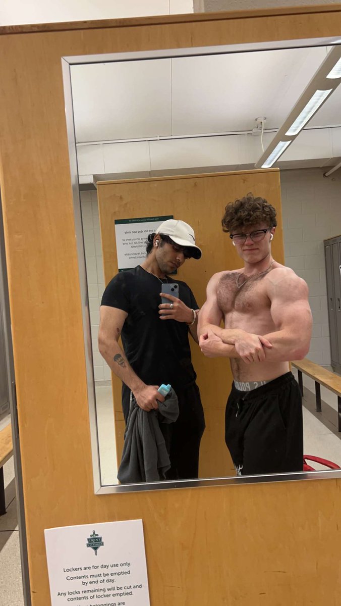 best pump i’ve had at school so far. I just wanna hit my local gym again😭