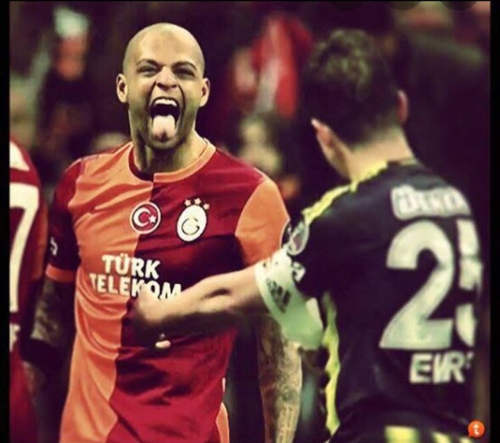 Batuhanakbas52's tweet photo. Babaniza biat edin kuşlar ❤️💛#AnanızınAmındaKaraGece https://t.co/wBoO19aB3B