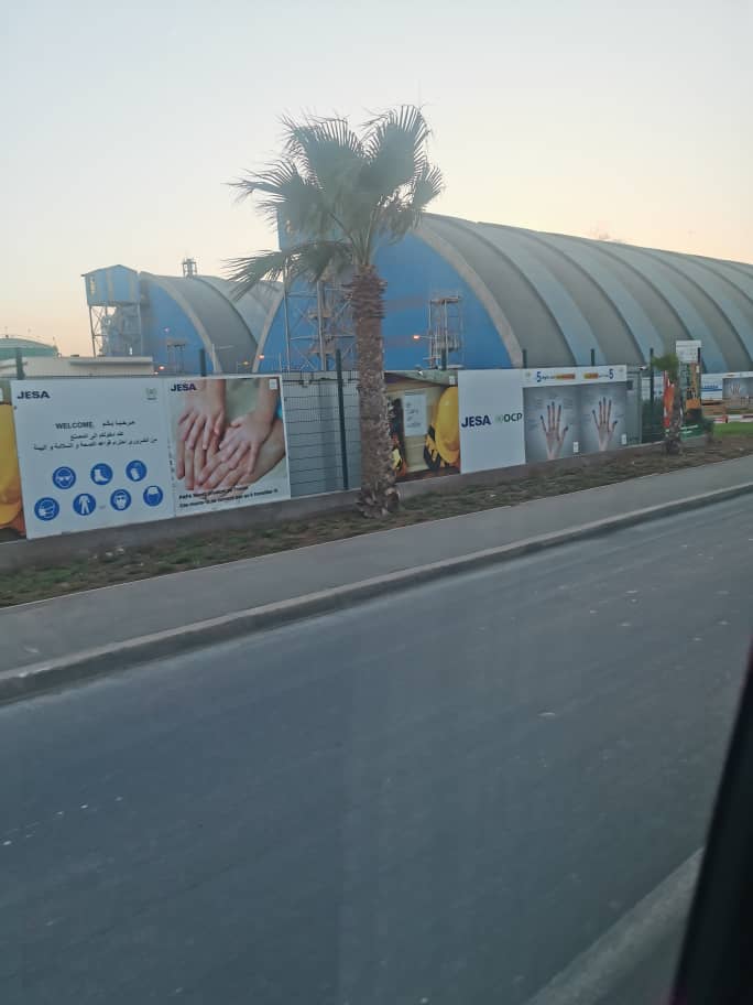 KadunaMOAgric's tweet photo. Today the Commissioner, @dabomuri and Commissioner of @KDSG_MBIT visited @ocpgroup fertilizer plant at Al Jadida, Morocco. OCP is the world's largest producer of phosphate with 30% market share and also one of the world's largest fertilizer manufacturers. https://t.co/RdqWatChAh