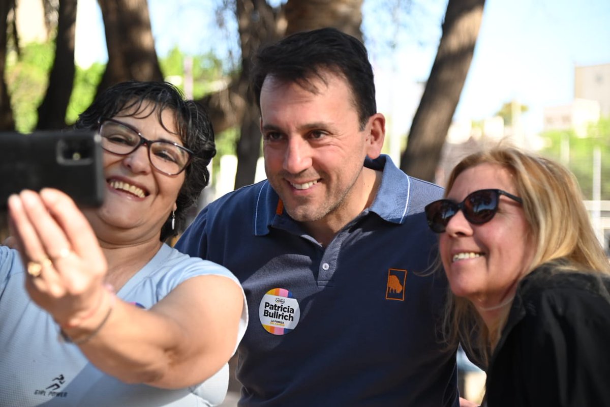 TadeoGZ's tweet photo. Este 22 de octubre podemos darle a la Argentina la posibilidad de cambiar y empezar el camino del crecimiento. Eso es posible con @PatoBullrich y @luispetri + el equipo de intendentes, gobernadores y ciudadanos que nos acompañan.
Podemos cambiarlo todo, sin destruirlo todo 💪💪 https://t.co/BQqtyxWbfa