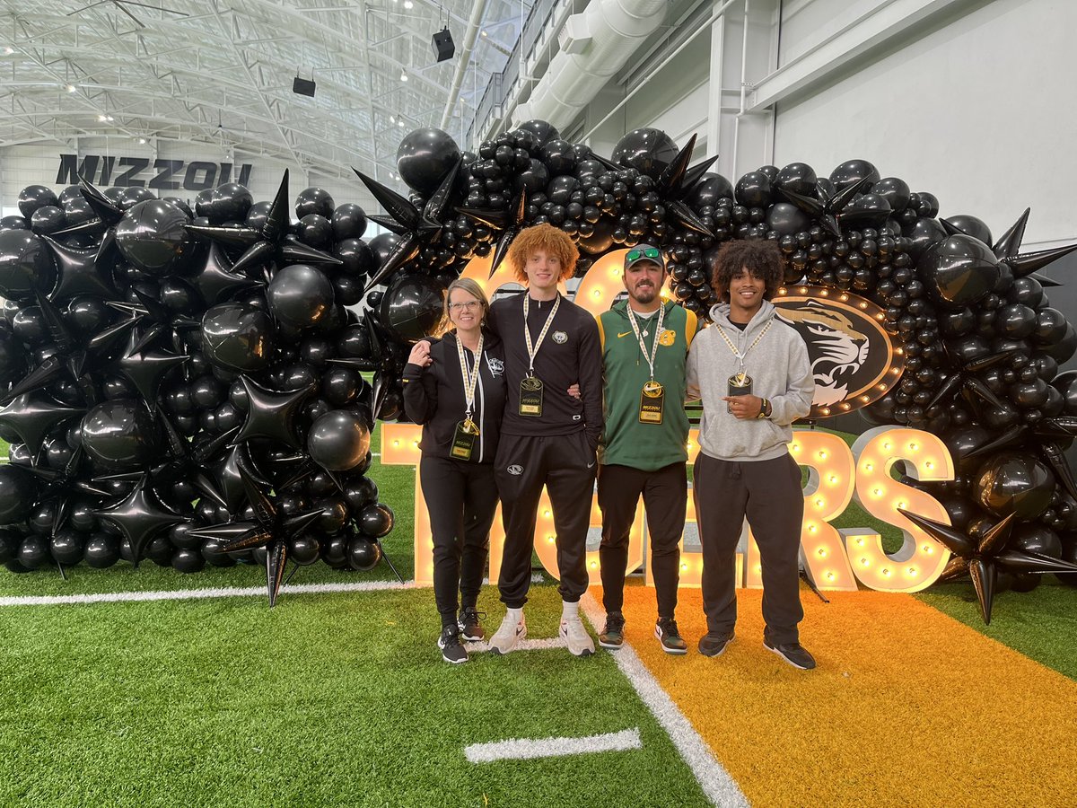 Had a wonderful experience at <a href="/MizzouFootball/">Mizzou Football</a> today! Thank you to all the coaches and staff for your hospitality. 
@CoachStehlePE <a href="/Coach_Perkins/">Matt Perkins</a> <a href="/CoachAHarrell11/">Coach Alex Harrell</a> <a href="/JPRockMO/">JP Rock</a> <a href="/NastyWideOuts/">Coach Jacob Peeler</a> @ajackzz11 <a href="/PaulScardina/">Paul Scardina</a>