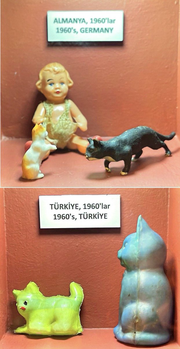 KEDİ MÜZESİ

Sayın @SunayAkin ‘ın koleksiyonundan objelerin de bulunduğu,Türkiye’nin hayvan temalı ilk #KediMüzesi ne Beşiktaş Belediyesi ev sahipliği yapıyor.
besiktas.bel.tr/projeler/kedi-…

Gezdiğim müzede aynı yerde yer alan kedi objeleri dikkatimi çekti. Paylaştığım fotoğraftan da…