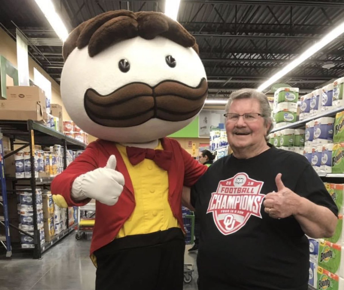 _Blaino's tweet photo. Somewhere this guy is having a good day!   I miss ya dad.  Boomer Sooner! https://t.co/kDHhDjqh5X