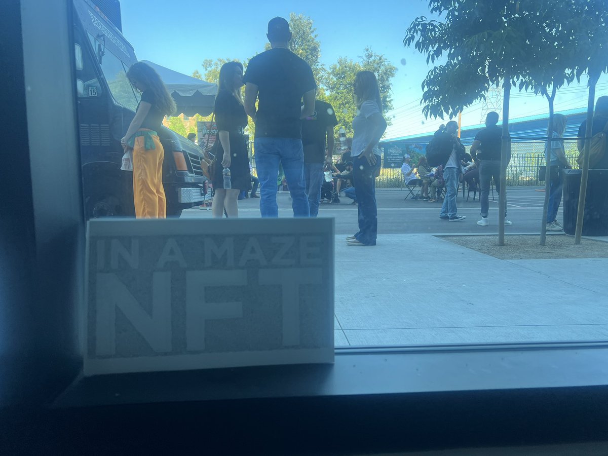 InAMazeNFT's tweet image. Mazes in the wild!!

#HFL #HelloFutureLive

Photos from @houdini_af ❤️