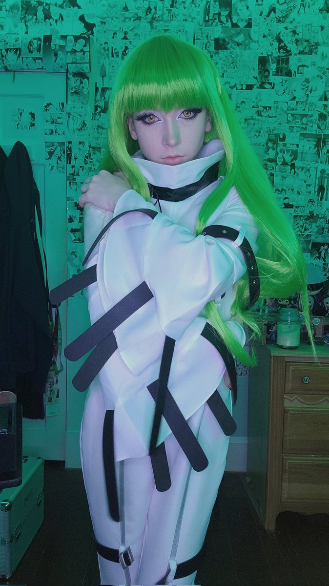 xayaahrii's tweet photo. u got some pizza 4 me?? or nah?? #cc #cccosplay #c2 #c2cosplay #codegeasscc #codegeasscccosplay #codegeassc2 #codegeassc2cosplay #codegeass #codegeasscosplay #cosplay #anime #animecosplay https://t.co/rhwckXImau