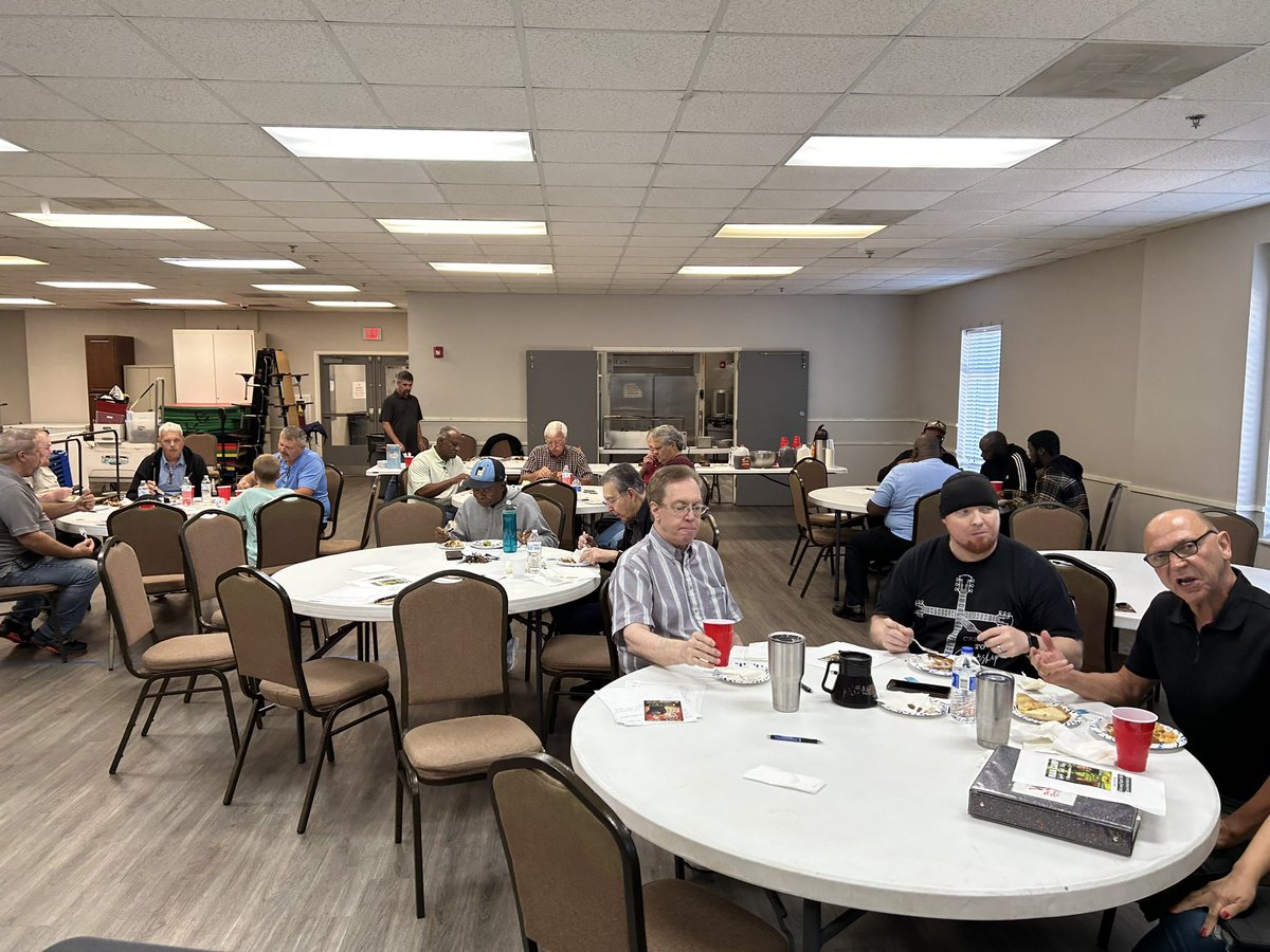 NikitaKoloff1's tweet photo. Today was another epic #ManUp conference in #AustellGa at #ConnectionPointe church. Guys drove in from 2hrs away to attend. We were blessed to have both breakfast and lunch, over $200 in giveaways and special music 🎶 as well!! Thank you Pastor T… Preachin’ tomorrow @11am #TGIF https://t.co/4c7EgGC4Wr