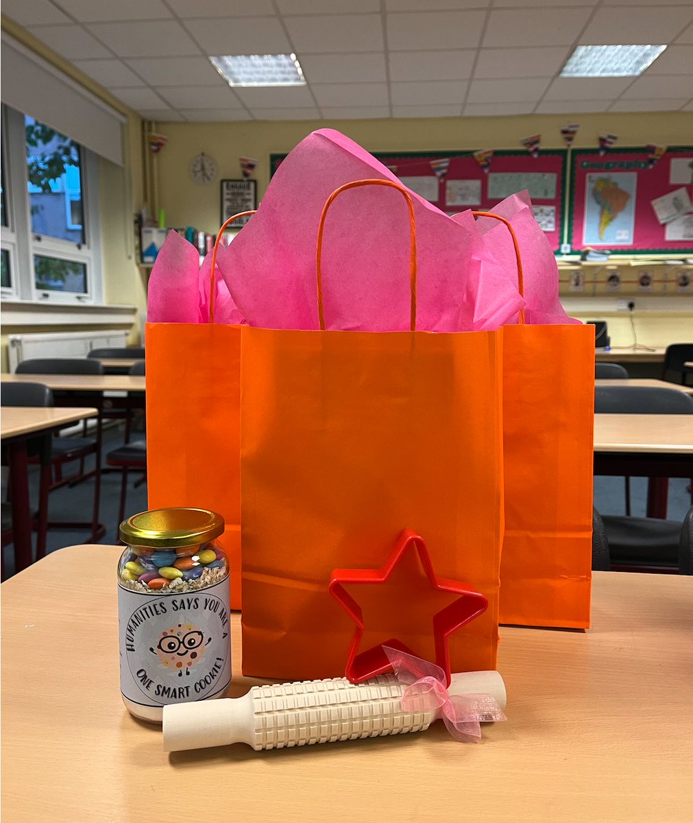 Cleveden Humanities tweet media