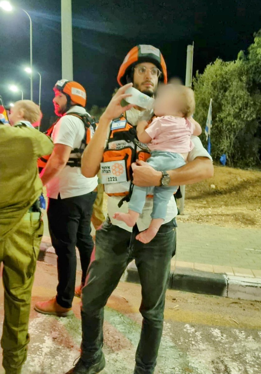 An Israeli medic volunteer in the field near the Gaza border, was handed a baby whose parents are missing. Shalom's task now is to take care of this baby until the parents or family members can be found. Just one of  many heartbreaking stories.
 
#IsraelUnderAttack #Israel #Hamas