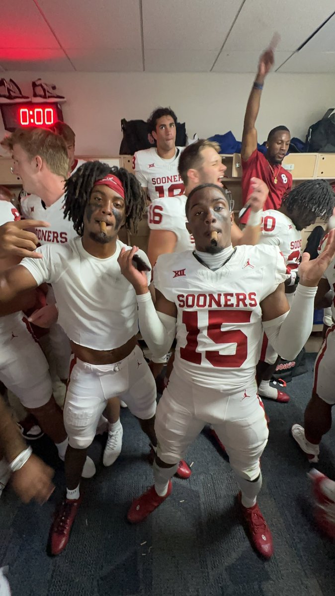 Sup3riorG's tweet photo. Make em believe! #Boomer #Team129  @kd_937 https://t.co/wyCchwBzMA
