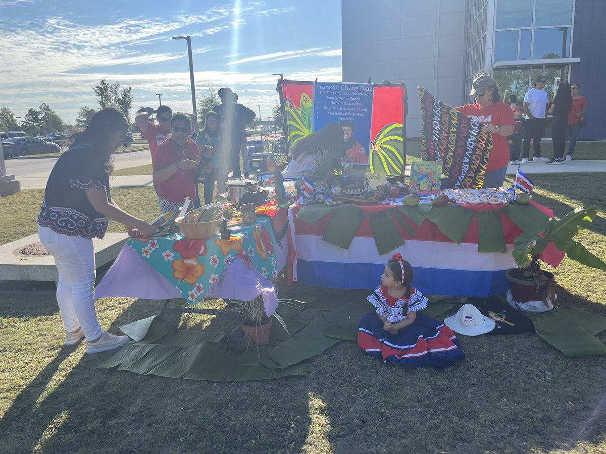 Sabina Mosso-Taylor tweet media