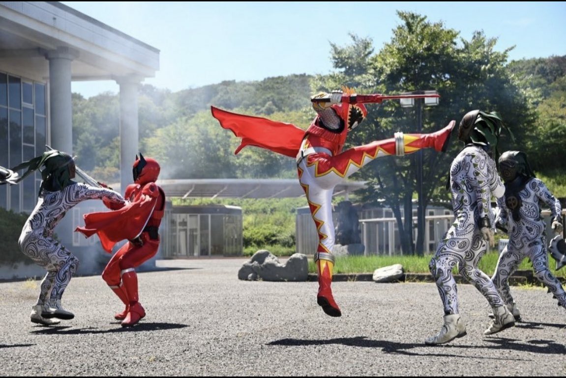 RyuRyuDragonKai's tweet photo. KYORYUGER RETURNS TONIGHT #KingOhger are you excited? https://t.co/6tpjAdSW4e