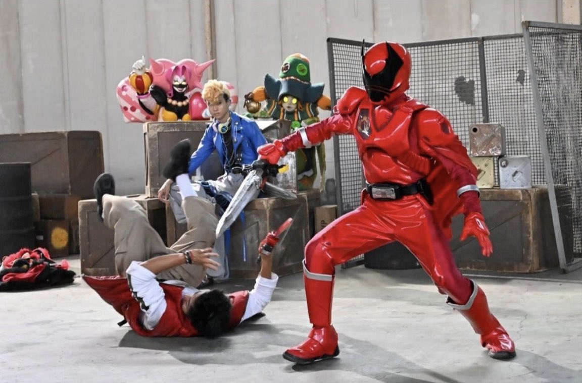 RyuRyuDragonKai's tweet photo. KYORYUGER RETURNS TONIGHT #KingOhger are you excited? https://t.co/6tpjAdSW4e