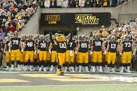 I’m blessed to receive my third D1 offer from @HawkeyeFootball @CoachSchneeman @coachwecks @Coachjeffjeff1