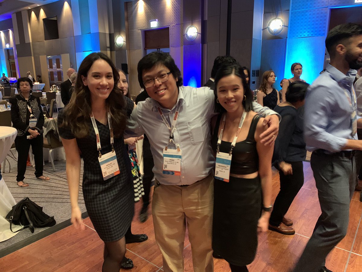PonsMaterum's tweet photo. Glad to meet some fellow #filipino residents at #CAP23 @AshleyGochoco @megconsing  #PathTwitter https://t.co/OD2c1qPuLY