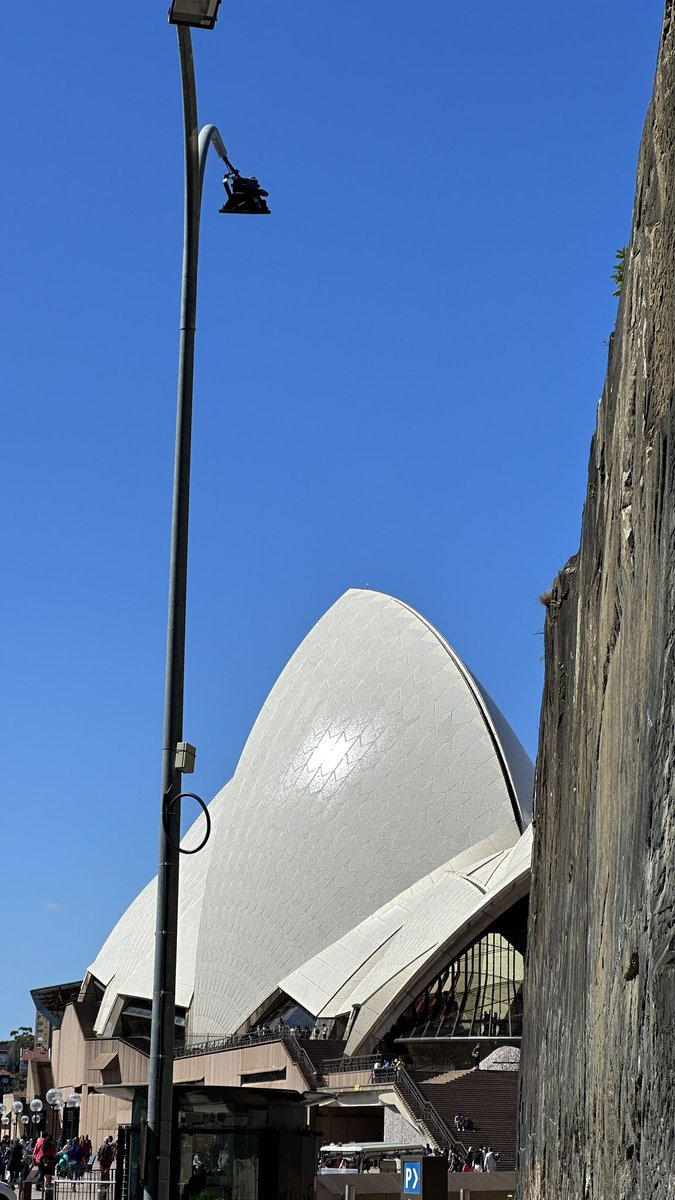 campbellturf's tweet photo. Never gets old #lovesydney https://t.co/Zk7OSNML4p