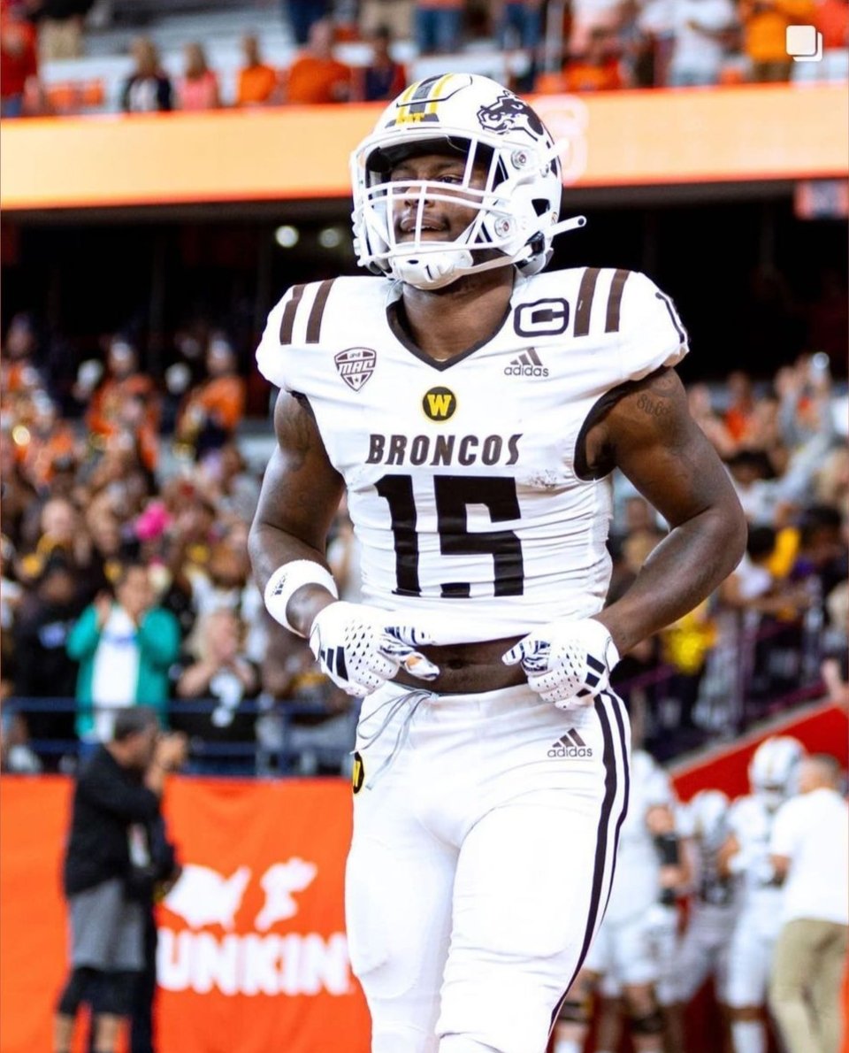 PHPatriotsFB's tweet photo. Congratulations to PH's own LeRoy Thomas on a great game today at Mississippi State! #OneOfUs https://t.co/ivYW0tQGBu