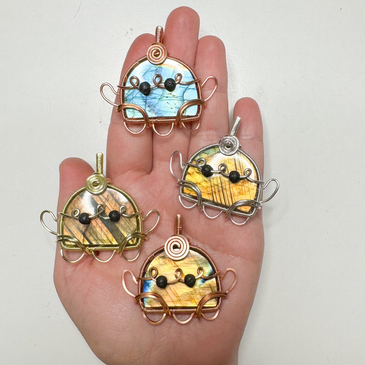 mildhippie's tweet photo. made me &amp; my friends ghostie pendants👻 https://t.co/h2apAc3LZC