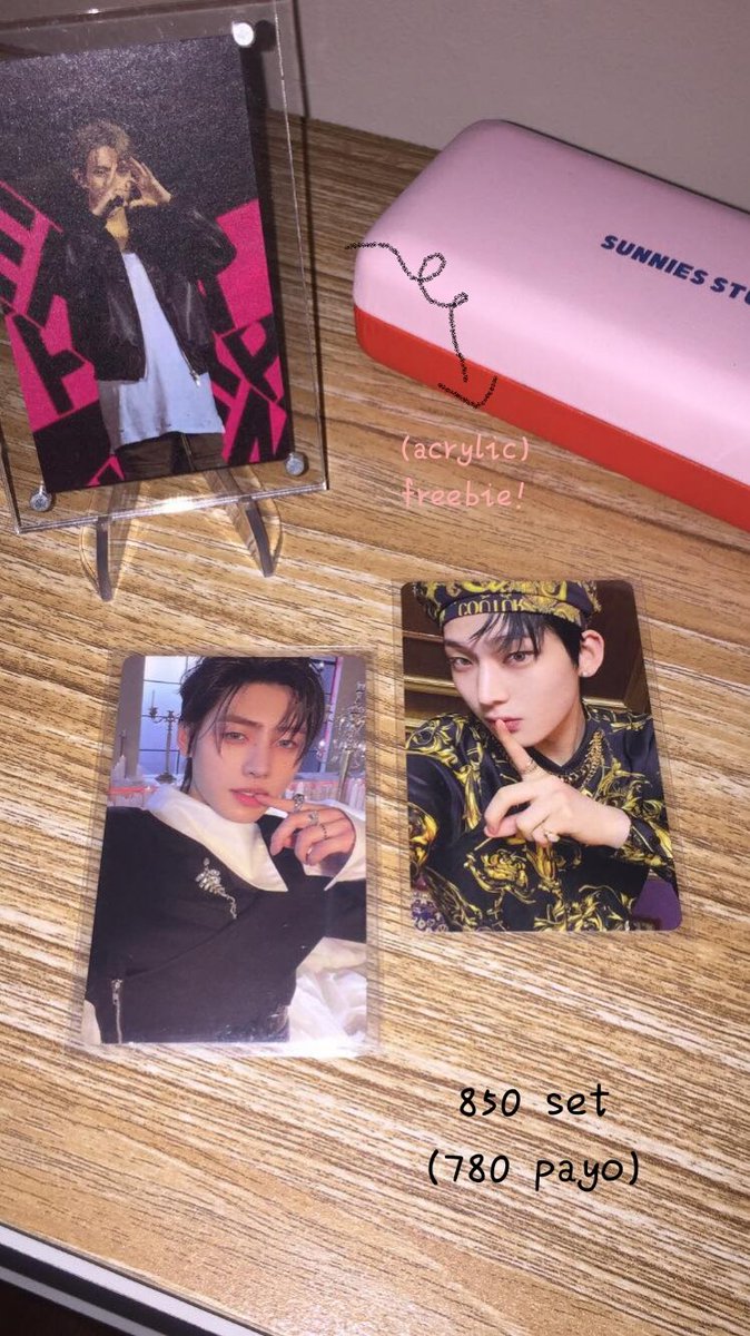 _jeoncartz97's tweet photo. ꒰ wts lfb ph ꒱ #jeon97_sells

╰ sunsun selca - see pic for price

- onhand
- mint (x sensi)
- prio payo/2days reservation 

💌 https://t.co/orvFWW7T93

🏷️ wts lfb enhypen sunghoon engene ver selca hoon kagat sunoo tahimik sunoo senkou 

✷ reply/dm mine ! https://t.co/GsV9IkkEKR