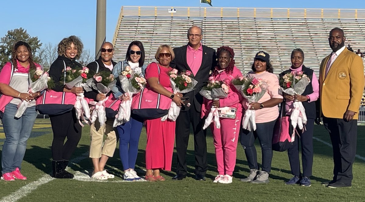 ncatsuaggies's tweet photo. Today, it was our HONOR to celebrate #NCAT faculty/staff fighters &amp; survivors of cancer. We celebrate their inspiring journeys of strength, courage and resilience. They deserve their flowers now. Please give our honorees a round of applause &amp; a big #AggiePride! https://t.co/a4v5zkYjHA