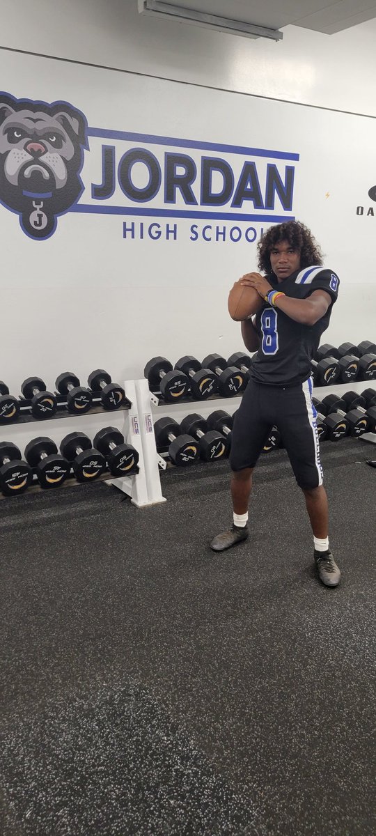LAJordanFootball (@2019_lajordan) on Twitter photo Jr. #8 David Sandy GPA 3.6 "Ath" 5'12 170lb's 2-wk's 13TD 681yd's <a href="/Sandypoptarts/">David Sandy</a> <a href="/CoachFin_/">James Finley</a> <a href="/Matty_AhYou/">Matty Ah You</a> <a href="/latsondheimer/">eric sondheimer</a> <a href="/Amandtastic/">Amanda Scurlock</a> <a href="/franks_coach/">Stanley Franks Jr</a> <a href="/CoachSumlerSDSU/">Demetrius Sumler</a> <a href="/Coach_ESanders/">Eric Sanders</a> <a href="/Coach_Rich28/">Coach Rich Alvarez</a> <a href="/iggy_coach/">Coach Iggy</a> <a href="/headcoachmiller/">@headcoachmiller</a> <a href="/CoachSteveR51/">Steve Ruedaflores</a> <a href="/CIFLACS/">CIF LA City Section</a> <a href="/PartnershipLA/">PartnershipLASchools</a> <a href="/pontiac77/">Tiger's Sports View</a> Jr. #8 David Sandy GPA 3.6 "Ath" 5'12 170lb's 2-wk's 13TD 681yd's <a href="/Sandypoptarts/">David Sandy</a> <a href="/CoachFin_/">James Finley</a> <a href="/Matty_AhYou/">Matty Ah You</a> <a href="/latsondheimer/">eric sondheimer</a> <a href="/Amandtastic/">Amanda Scurlock</a> <a href="/franks_coach/">Stanley Franks Jr</a> <a href="/CoachSumlerSDSU/">Demetrius Sumler</a> <a href="/Coach_ESanders/">Eric Sanders</a> <a href="/Coach_Rich28/">Coach Rich Alvarez</a> <a href="/iggy_coach/">Coach Iggy</a> <a href="/headcoachmiller/">@headcoachmiller</a> <a href="/CoachSteveR51/">Steve Ruedaflores</a> <a href="/CIFLACS/">CIF LA City Section</a> <a href="/PartnershipLA/">PartnershipLASchools</a> <a href="/pontiac77/">Tiger's Sports View</a>