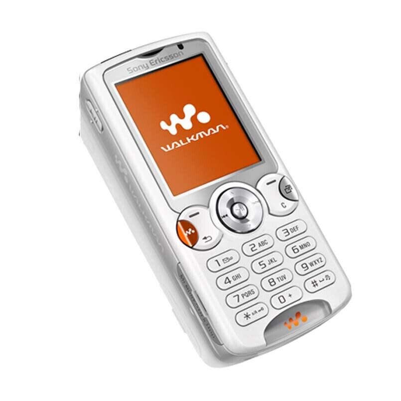 Age check! I felt so cool when I upgraded from my first to my second phone! I could finally exchange music and themes with my friends via bluetooth :D