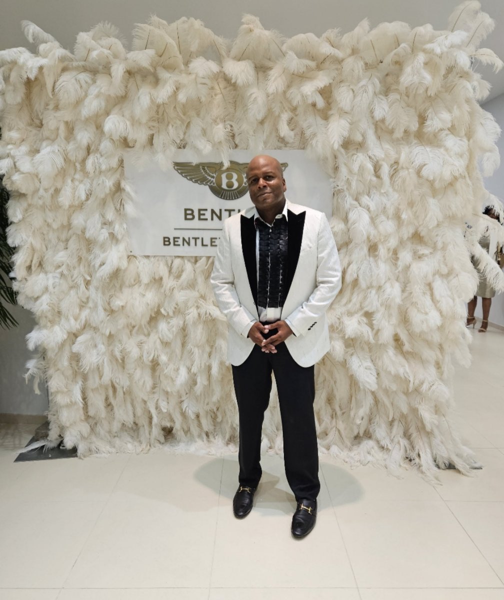 bmh1973's tweet image. Happy 20 Years ⁦@BentleyAtlanta⁩ 🥂