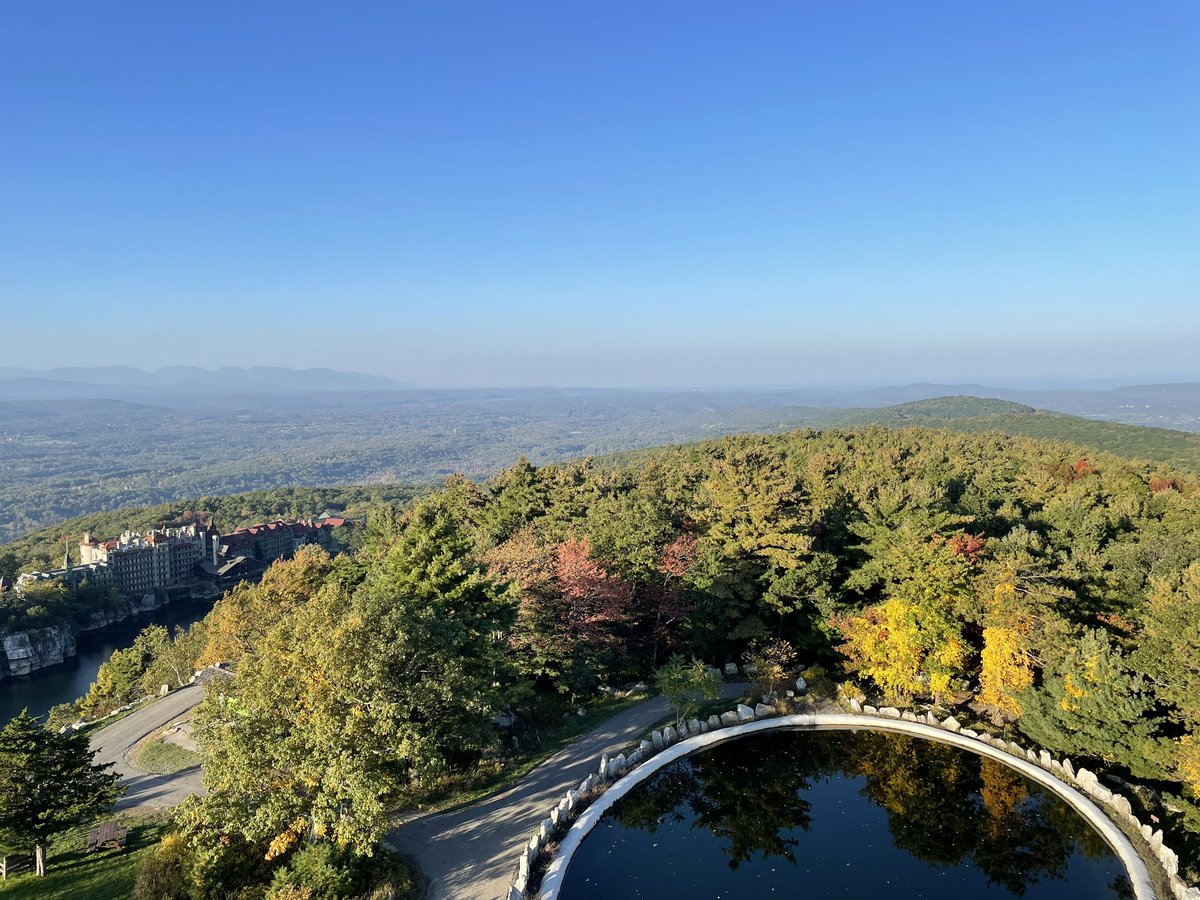 Back from the myotonic dystrophy young investigator meeting in the beautiful Mohonk mountains in the NY state. I learned so much from some of the best actors in the field and from the DM ambassadors. Lots of new ideas for ongoing projects and future collaboration.