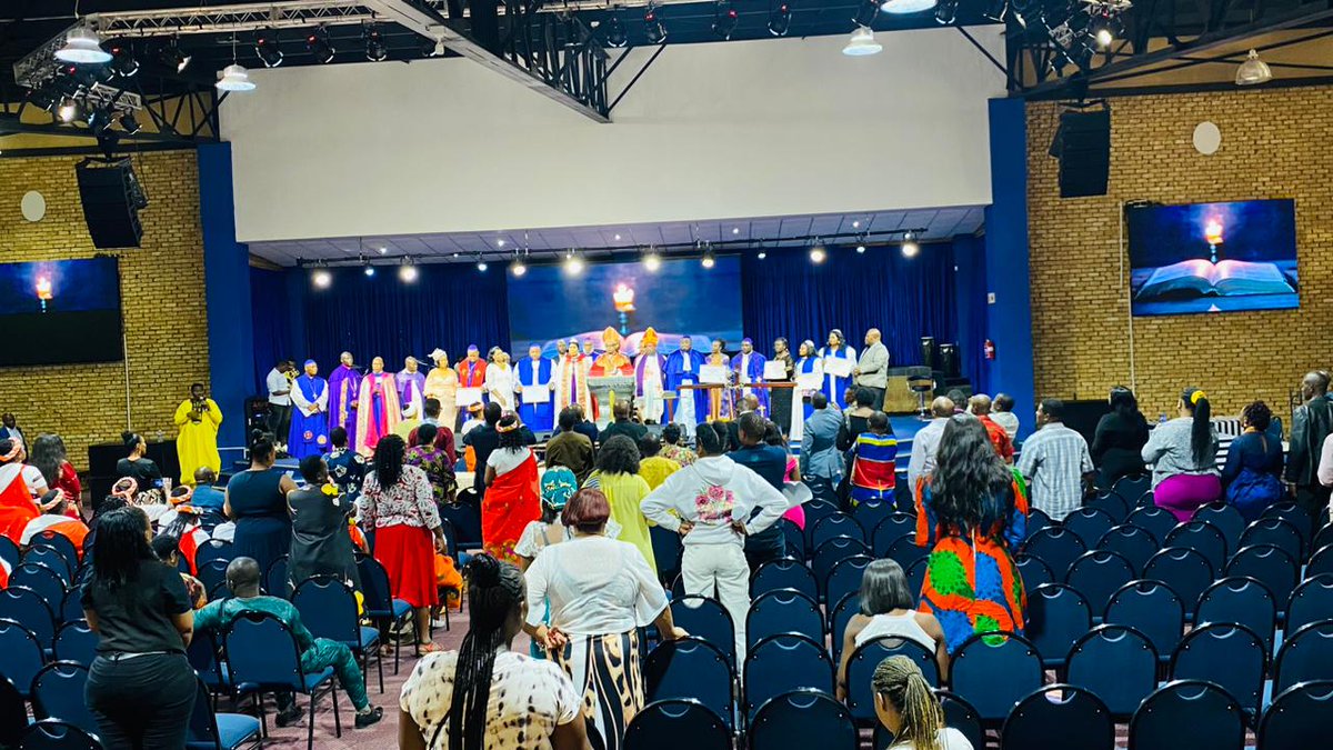 GRevmgbrown4's tweet photo. The 7th Annual International Convention of #IECOBM convened at #PretoriaSouthAfrica!!! Archbishop Dr. Michael Conway Turner, Sr. Chief International Presiding Prelate #PraiseTheLORD!!!!!!!! ππππβοΈβοΈβοΈπ₯π₯π₯π₯ππΎππΎππΎππΎππΎππΎππΎππΎ https://t.co/1RMsqdqvsw