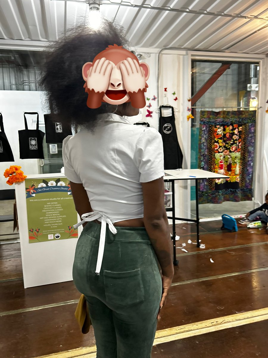 _Raisa_Studio's tweet image. Finished my first official class 😝😝

The Wrap Shirt class was a success. 100% have about 1-2 things to tweak…but wow, I’m blessed to teach others. 

She did really well ❤️

Raisa-Studio.com for updates on the next class #houstonsewing #houstondesign #fashionHTX #HTX