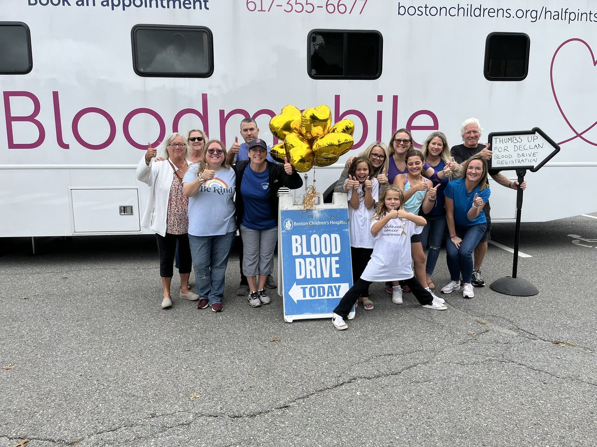 Biggest blood drive of the year so far for  @BCHBloodDonor Blood Mobile in @CityofWaltham @BostonChildrens In honor of #ThumbsUPdorDec #DeclanStrong @sarahwroblewski @BobbyLyons21 @DrLyons_WHS #ChildhoodCancerAwareness #MarcouFoundation 🎗️👍💛