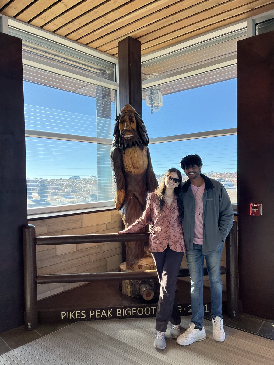 Emma_Barham1's tweet photo. had a great weekend at #AOAOfall23 even managed a quick trip to pike’s peak 🏔️ #orthotwitter https://t.co/HeEvJmZjrN