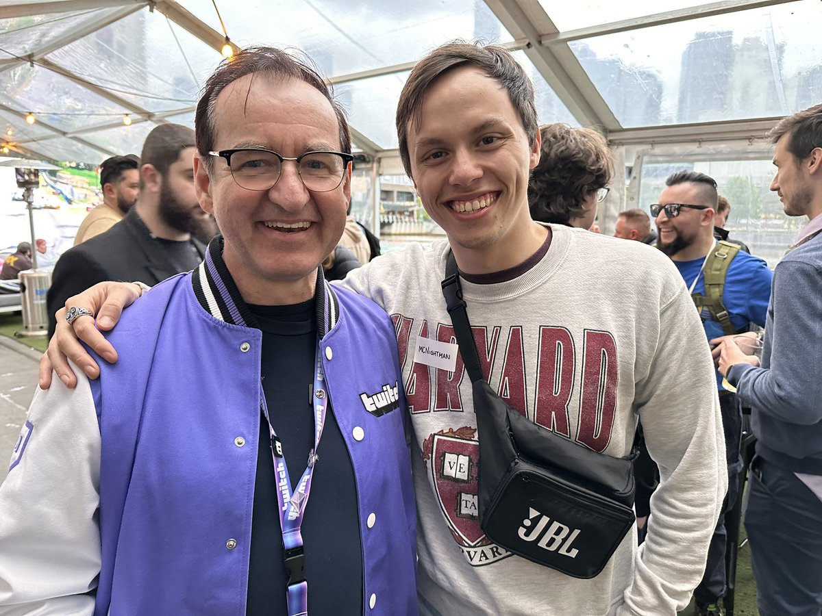 Had a pleasure meeting and chatting to some <a href="/tarkov/">Escape from Tarkov</a> legends <a href="/ToastRackTV/">ToastRackTV</a>, <a href="/Pestily/">Pestily</a> <a href="/MichEal_Risky/">MichEal Risky</a>