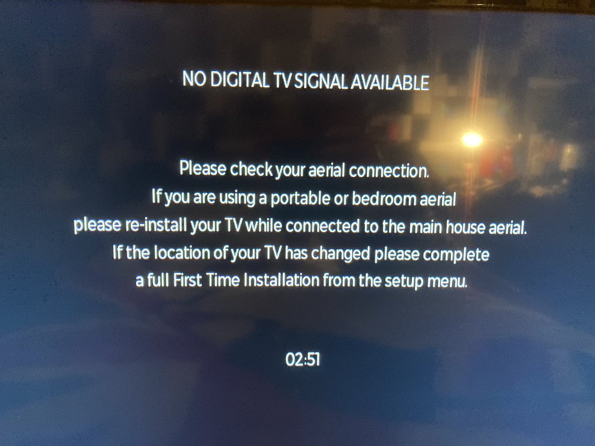 MCY1X's tweet image. Turned it off and on again, didn’t work, so left it for a short while. Came back to it and it was fine…until now! It’s happened again 😡
#Freeview #Hitachi #TV