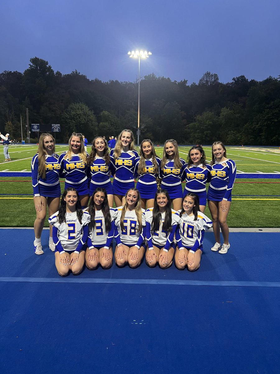 MahopacVarsityCheer tweet media