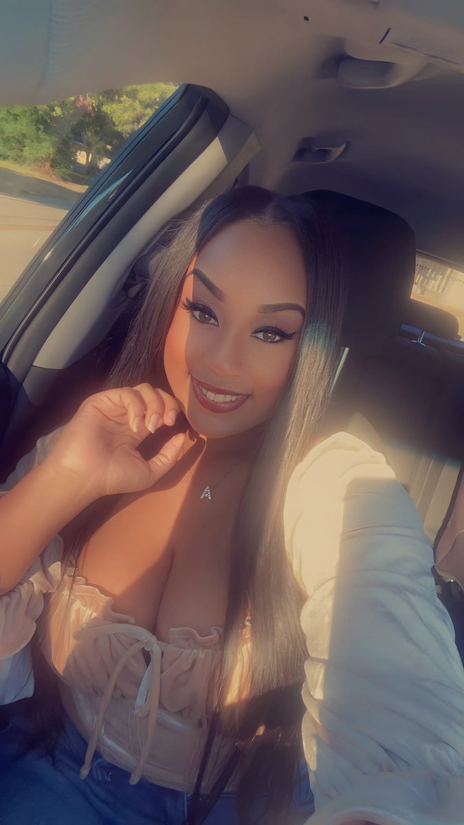 ThtPrettyMfmoni's tweet photo. A Thread 🦦 https://t.co/BPSMazUXoT