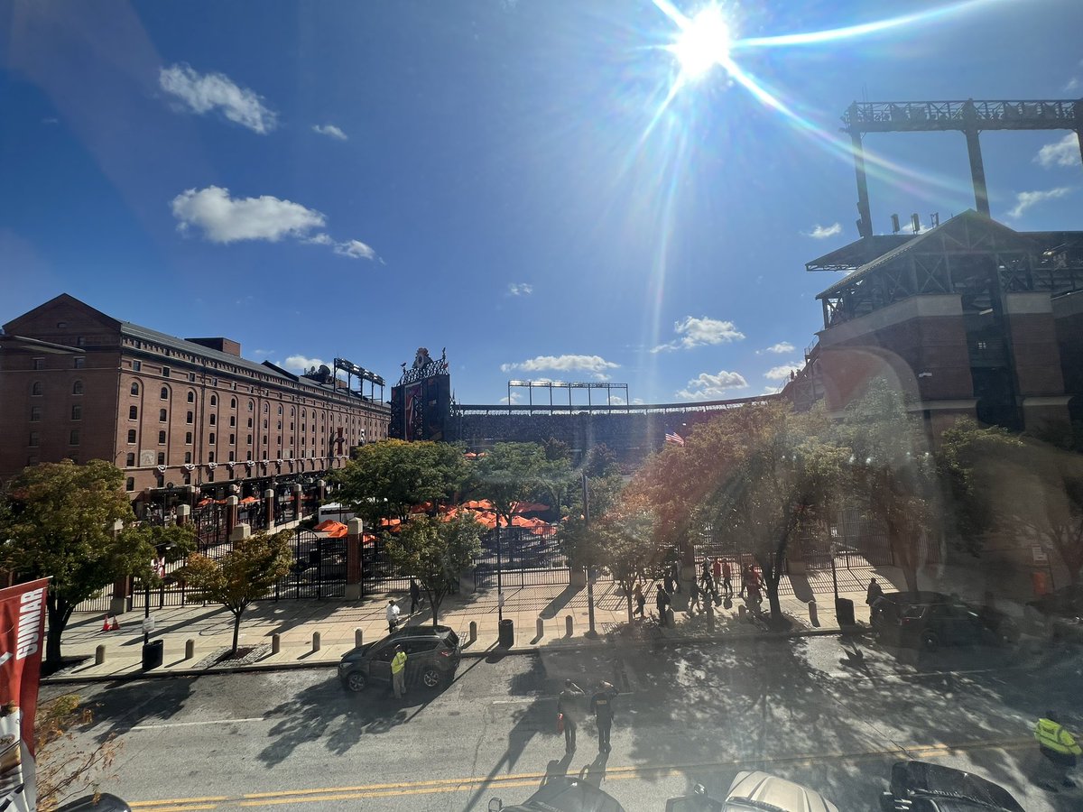kyleeshivok's tweet photo. Huge thanks to the @mappdapp team: Dr. Gray, Rachel, and many many others for inviting me to speak at MappdCon! I have always loved interacting with premeds and sharing my experience at @JeffersonUniv  with others! Collaboration, not competition. 👍🏻 https://t.co/p5M2affXCm