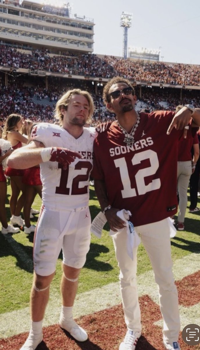 Two Norman North teammates hanging out when you beat Texas 🤣 Trae Young w/ Drake