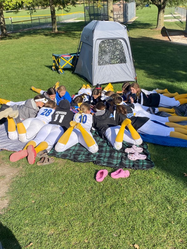 Had a Good day at the home fields!! Glad to wear some gold! Help spread the word about Pediatric Cancer! #GoGold
<a href="/CalsAngels/">Cal's Angels</a> <a href="/coach2morrow/">Coach Morrow</a> @WD14uJH