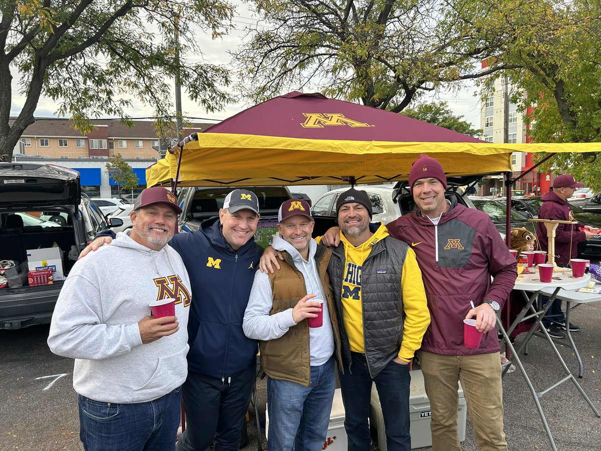 Great day in Minneapolis watching @UMichFootball with friends from Minneapolis @TEKsystems #GoBlue
