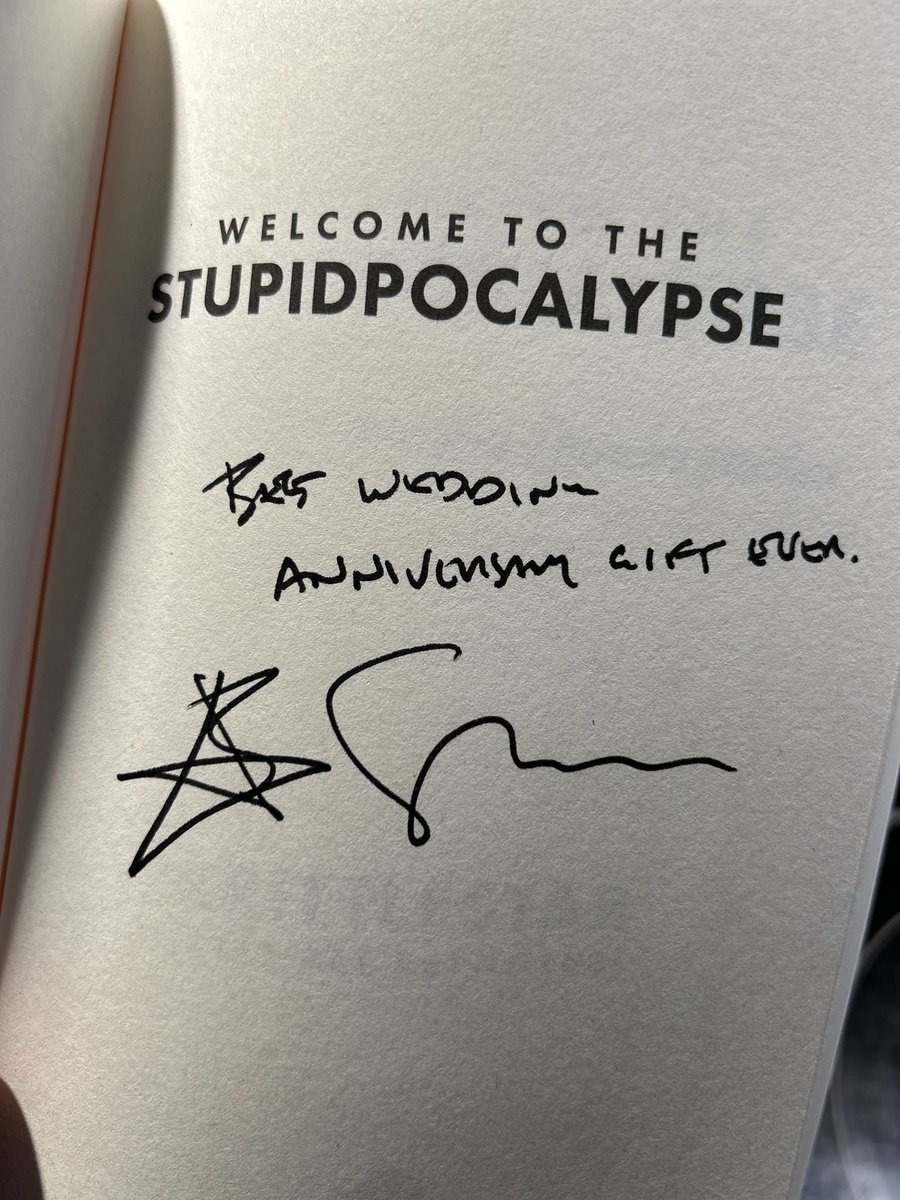 On our way home from celebrating our wedding anniversary, @TetreaultAJ and I just had to catch the end of the event!