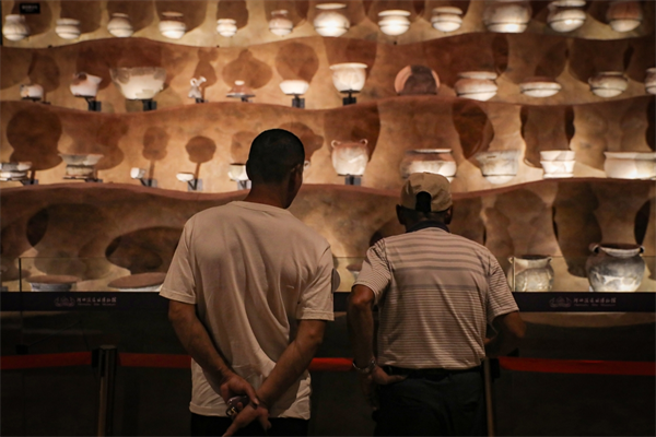 i_yuyao's tweet photo. Yuyao, located in #Ningbo, one of the five cities that co-organized the Hangzhou #AsianGames, is the former residence of the famous philosopher #WangYangming. Hemudu Site has played an active role in promoting the archaeology of the #NeolithicAge. https://t.co/zcxDbAtlk5