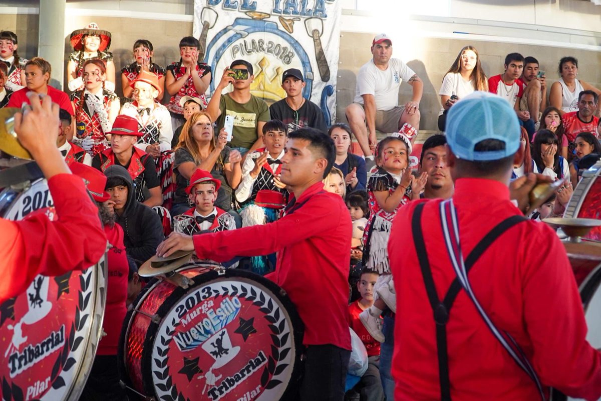 FedericoAchaval's tweet image. ¡La cultura pilarense no para de crecer!

Hoy nos encontramos con los que durante estos años llevaron la cultura y la alegría popular a cada uno de nuestros barrios.

¡Gracias por su apoyo y por acercar su arte a la comunidad!

#VamosPorMuchaMásCultura