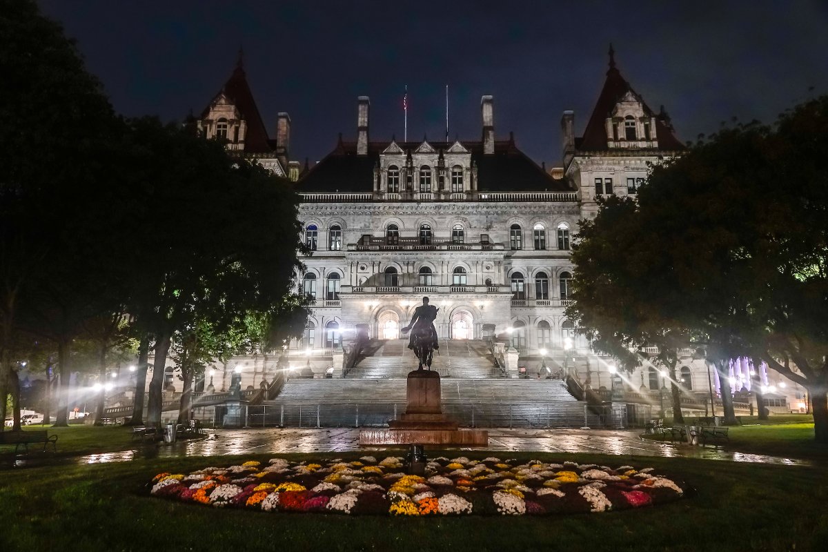 GovKathyHochul's tweet photo. New York stands with Israel — today and everyday. https://t.co/hV6u25zUda