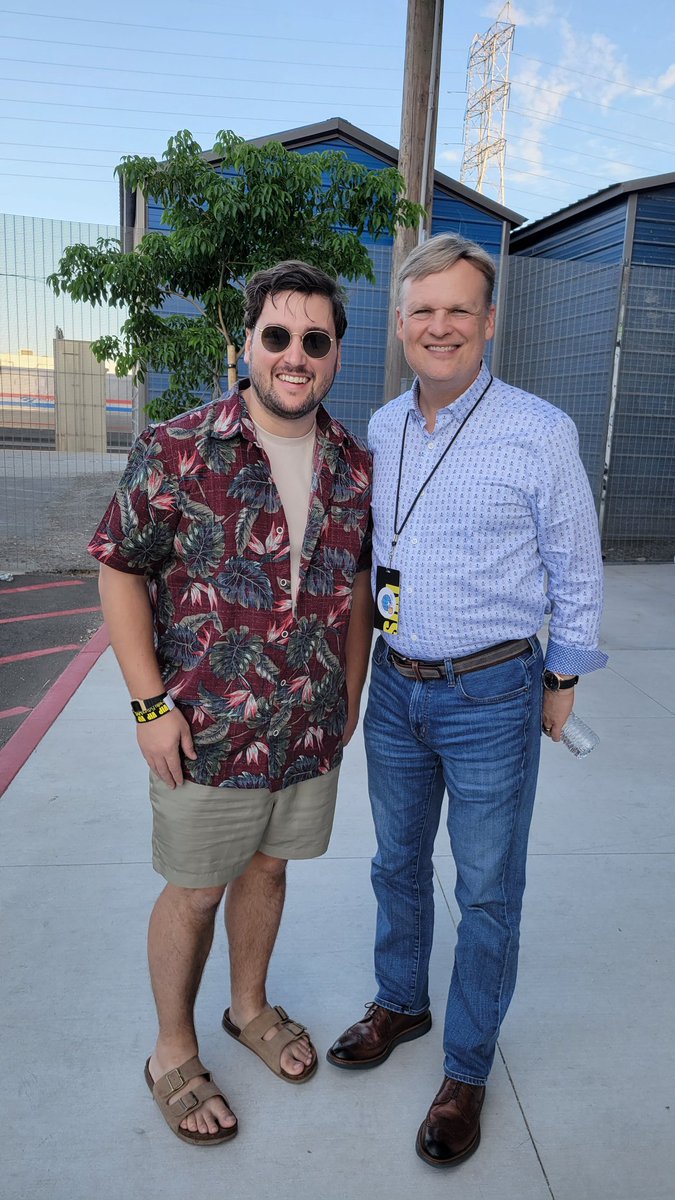 JoshuaLucasXR's tweet image. Another major achievement unlocked. Had a chance to chat with @ManceHarmon today about our community! ✨️

#HelloFutureLive