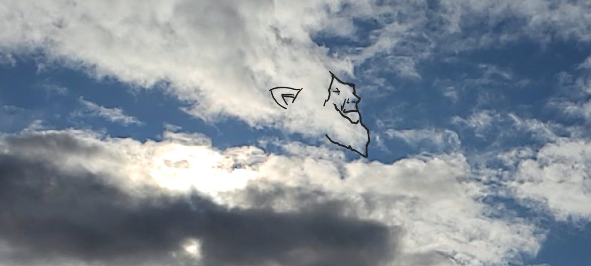 indigo__dreams_'s tweet photo. Wise old man of the clouds gives a smile. :)
#hellotheclouds #wonder #clouds https://t.co/Z4XbYBID2G