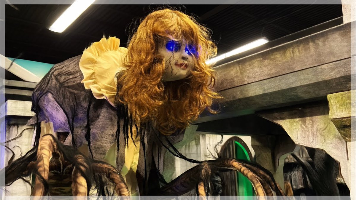 animatronicsotd's tweet photo. today's animatronic of the day is darling dolly from spirit halloween! https://t.co/6MZKgdDQMC